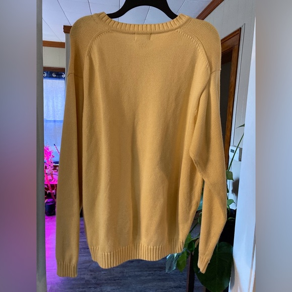 L.L. Bean Mens V-neck Cotton Sweater Size Large-Regular 0 FW82 Yellow - Picture 2 of 3